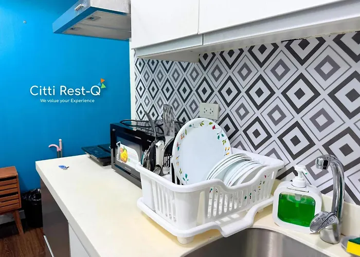Value At Azure Near Airport Wifi & Netflix 公寓